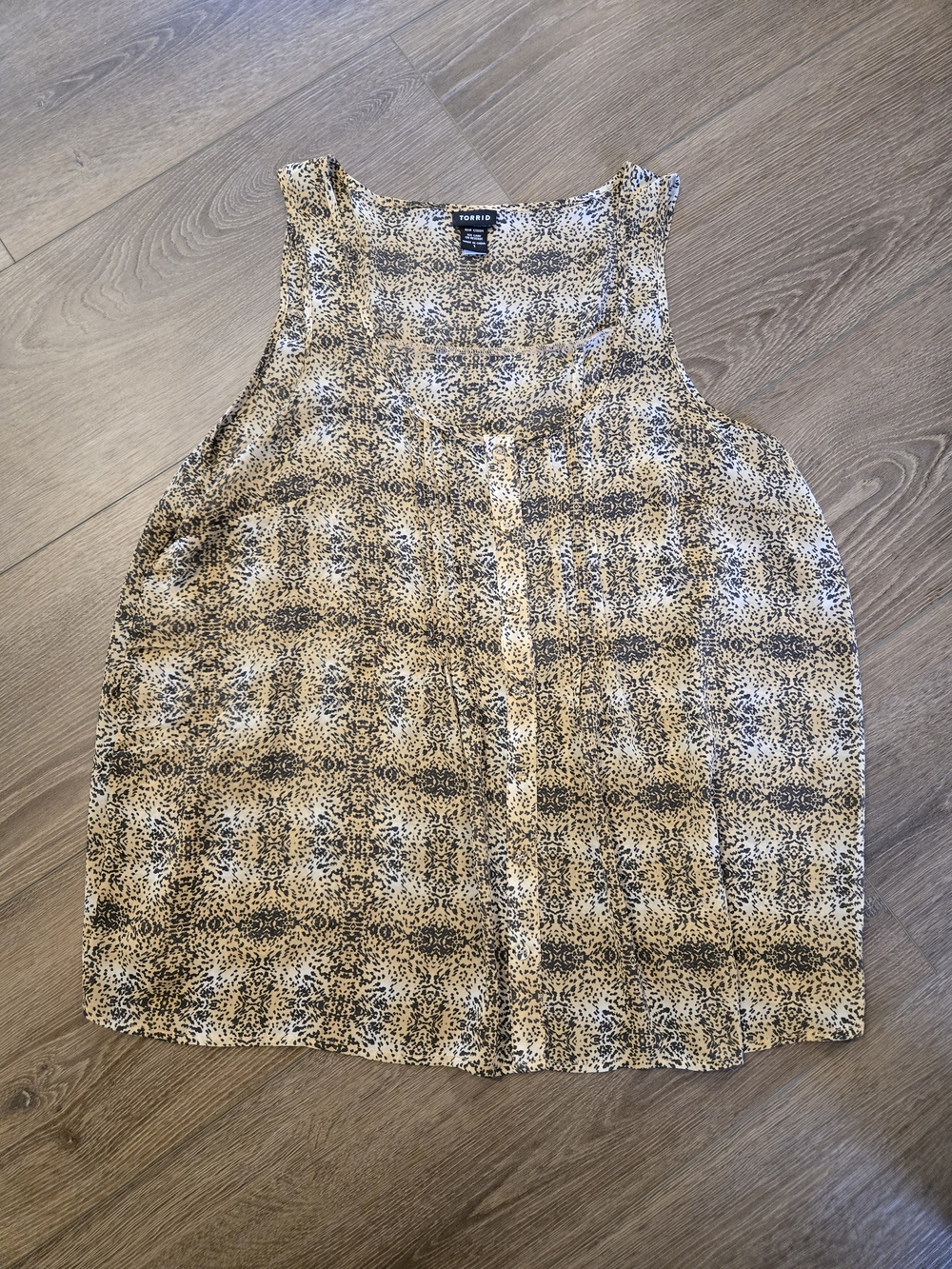 TORRID Beige Animal-Print Sleeveless Tank Top